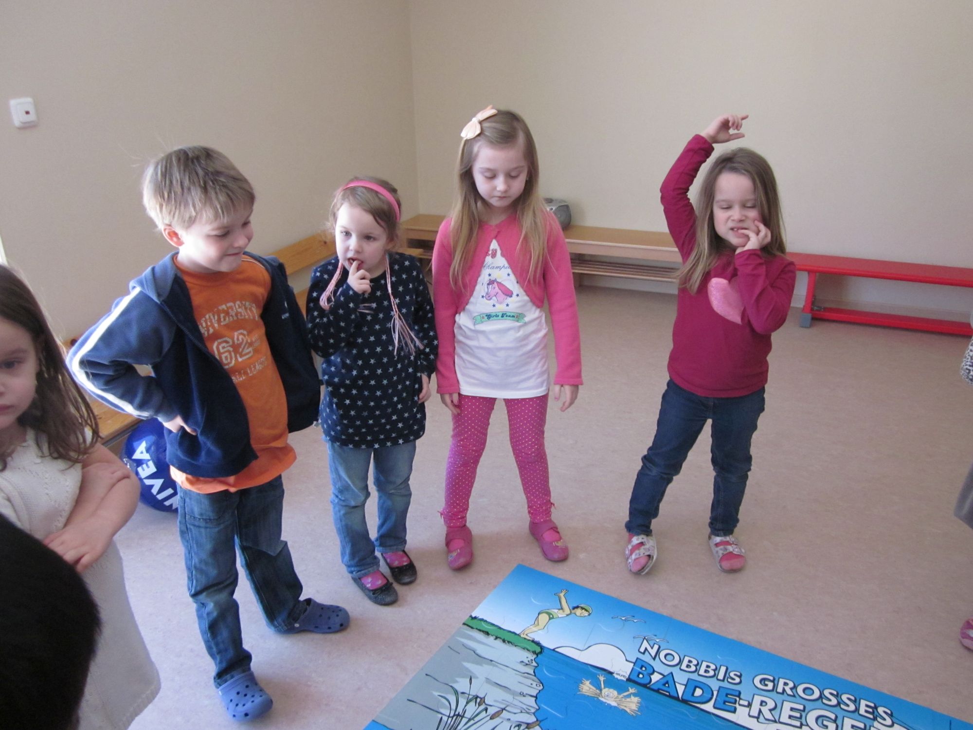 Kindergartentag-Farbklecks_2013 | DLRG Ortsgruppe Bad Laasphe e.V.